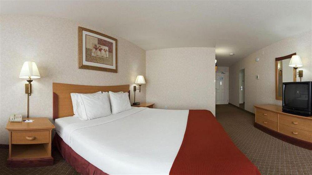 Holiday Inn Express & Suites Tracy By Ihg Εξωτερικό φωτογραφία