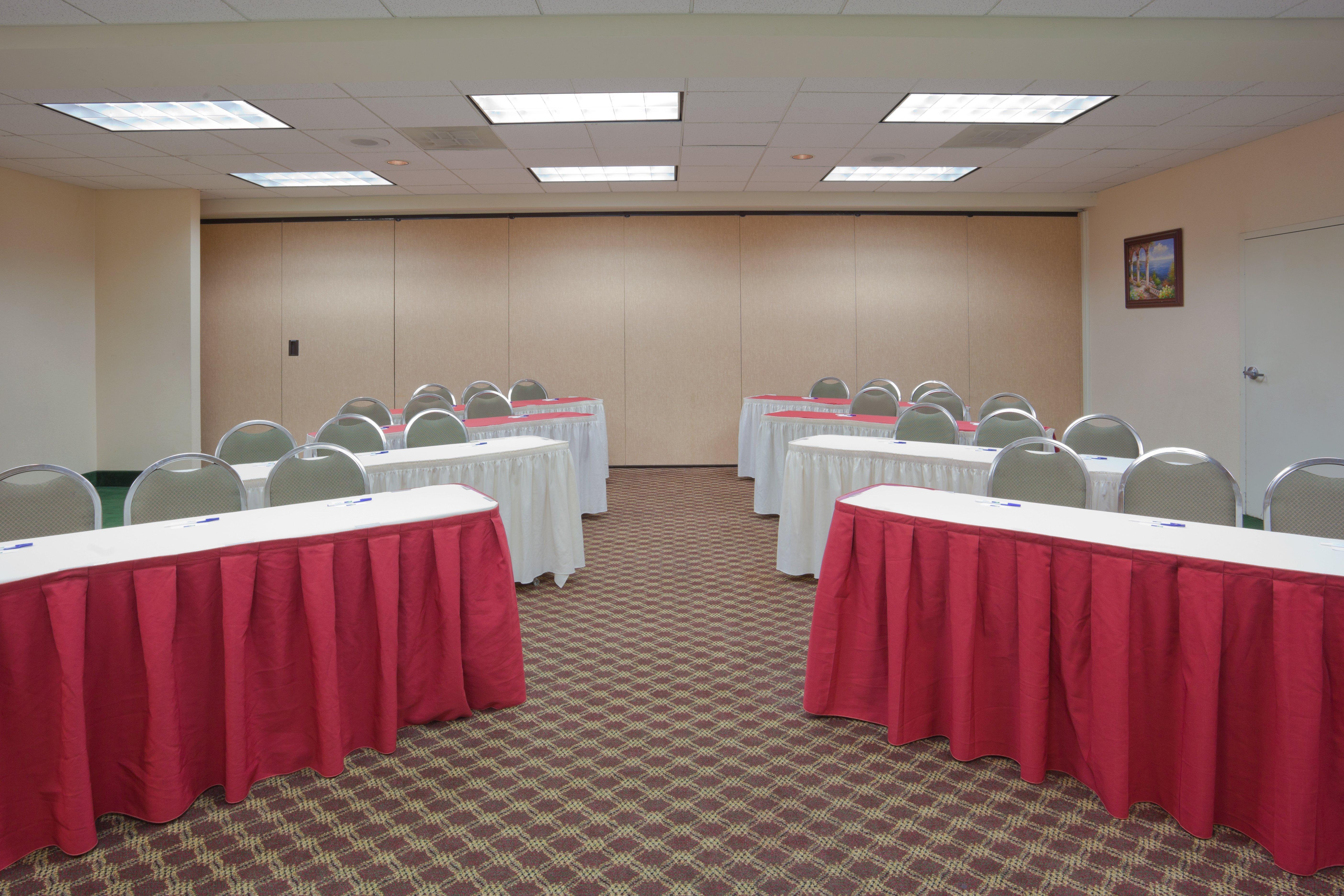 Holiday Inn Express & Suites Tracy By Ihg Εξωτερικό φωτογραφία