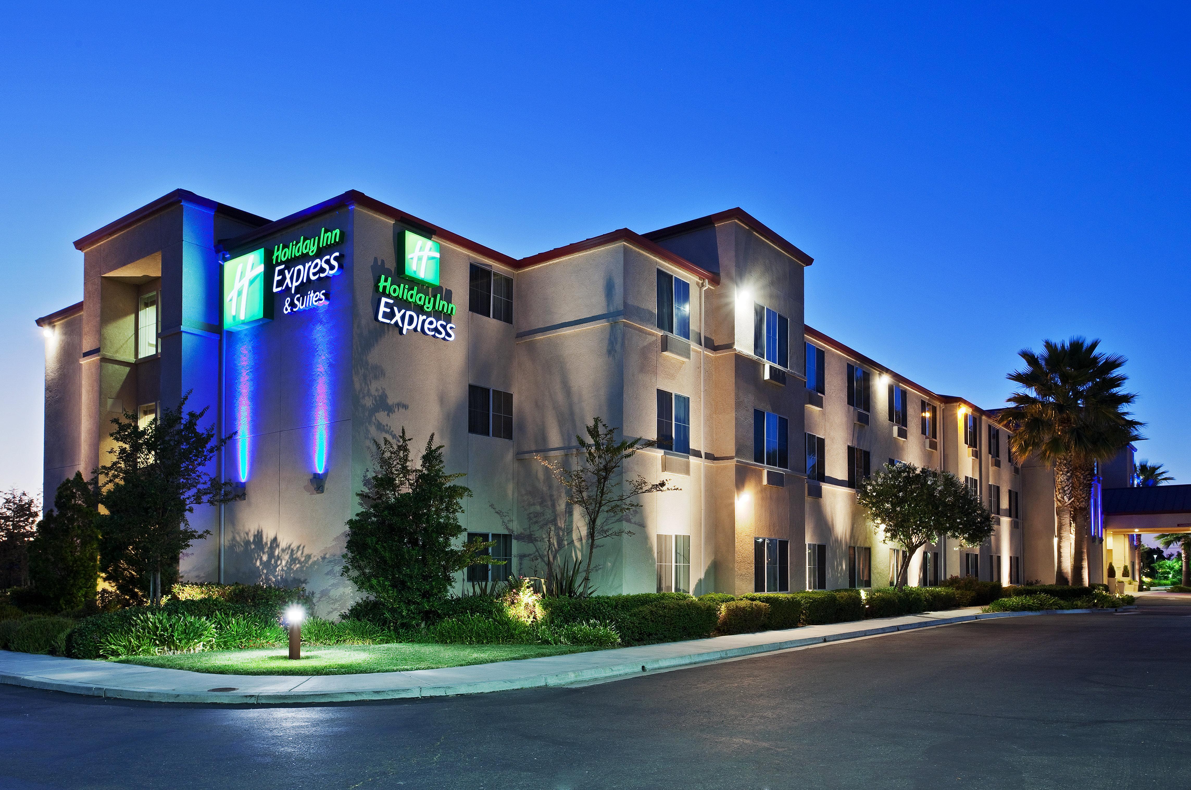 Holiday Inn Express & Suites Tracy By Ihg Εξωτερικό φωτογραφία