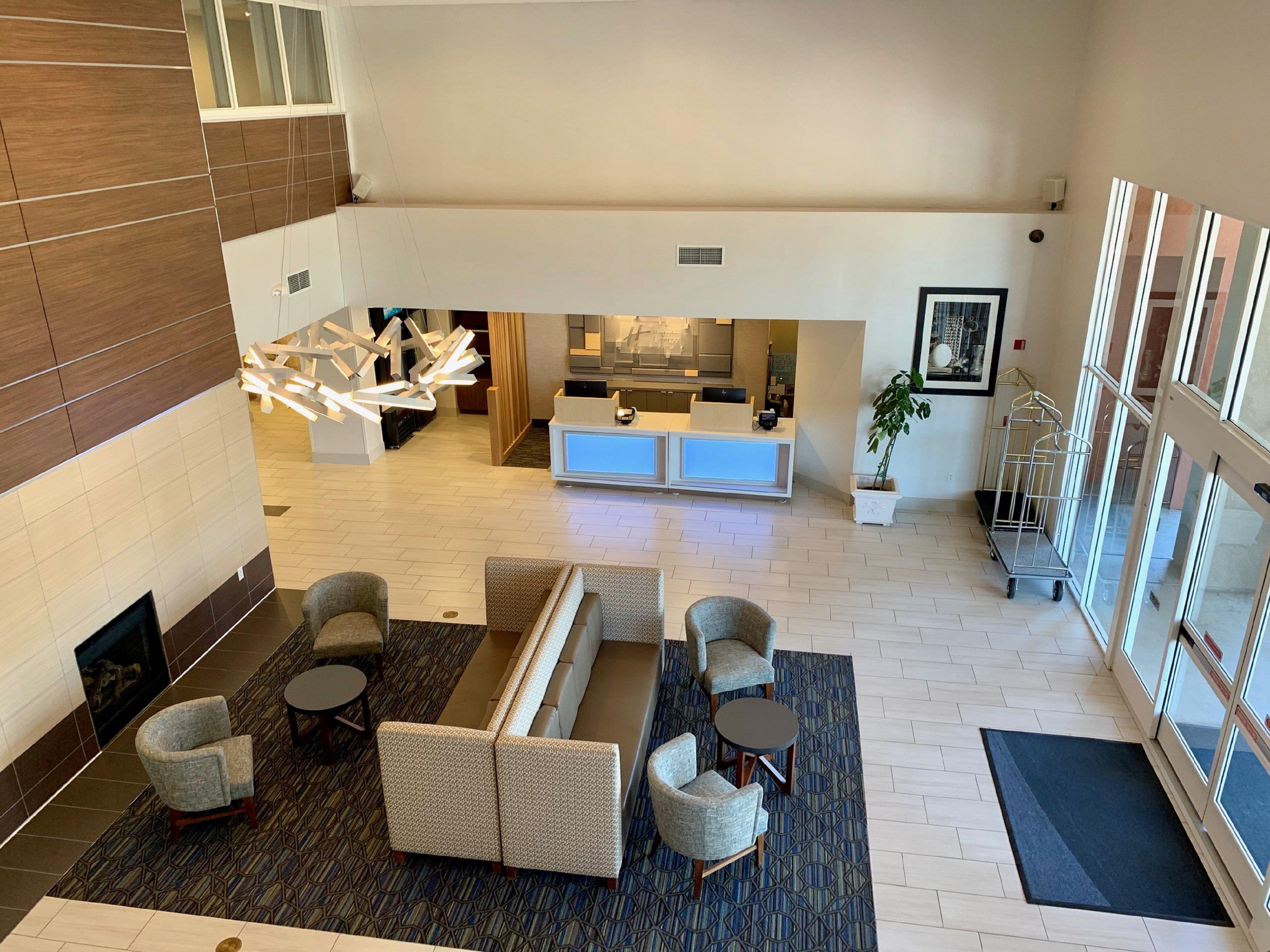 Holiday Inn Express & Suites Tracy By Ihg Εξωτερικό φωτογραφία
