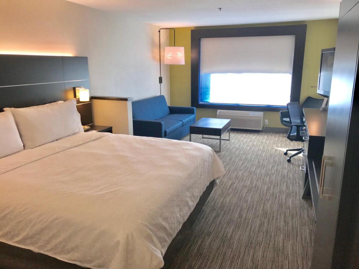 Holiday Inn Express & Suites Tracy By Ihg Εξωτερικό φωτογραφία